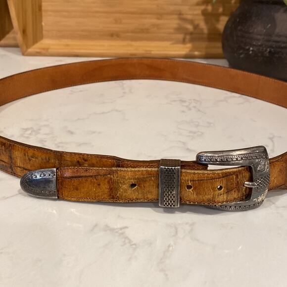 Onyx by Brighton Size 42 Tan Embossed Leather Belt broken in warn unisex